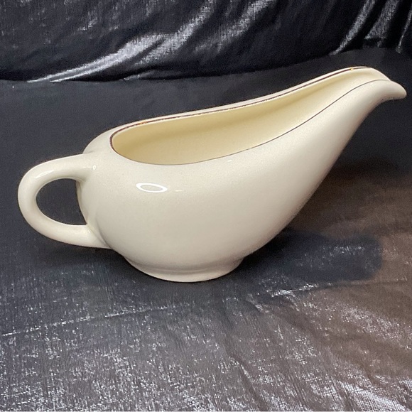 Vintage Homer Laughlin Wheat Gravy boat - Picture 5 of 6
